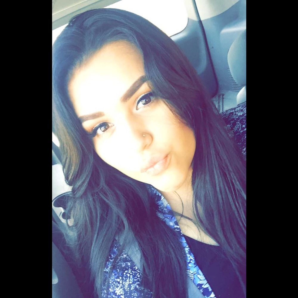 Meet your Posher, Jaqueline